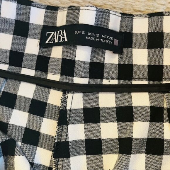 Gingham carrot pants (Zara) - Picture 2 of 3